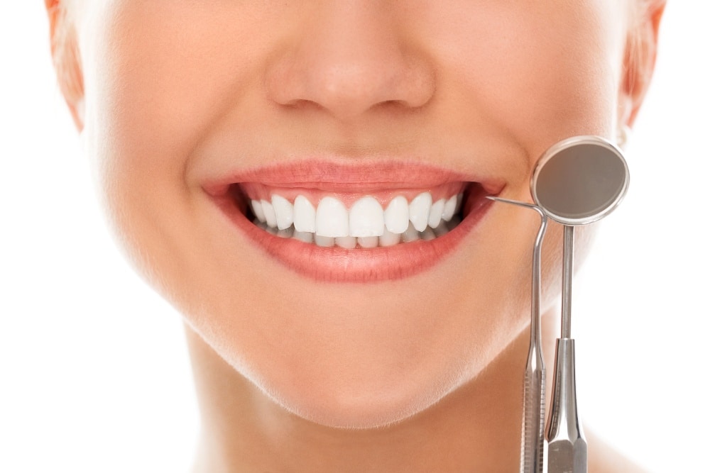 What is the price of Hollywood Smile in Istanbul?