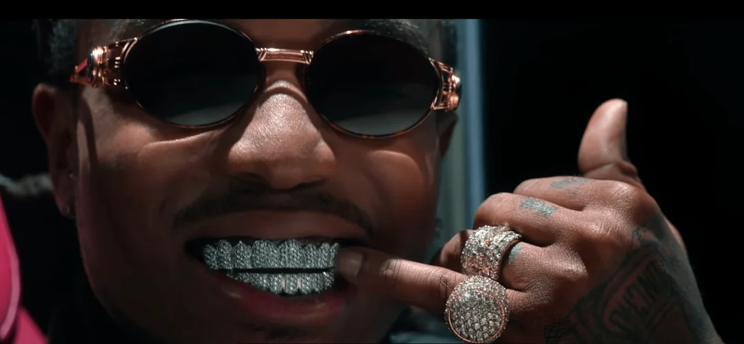 Travis Scott teeth