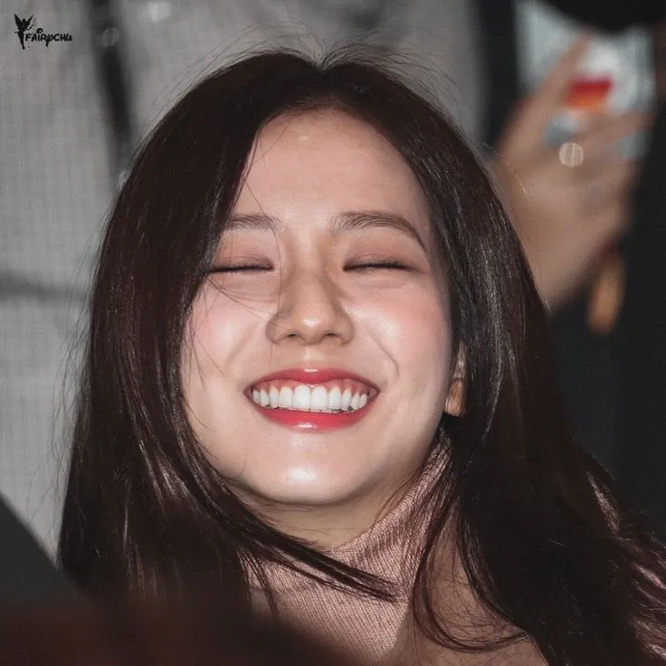 Jisoo BLACKPINK Teeth
